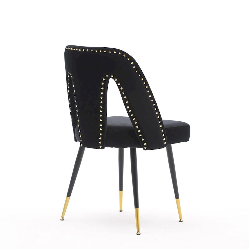 Chaise de salle à manger capitonnée en velours avec clous décoratifs et pieds en métal