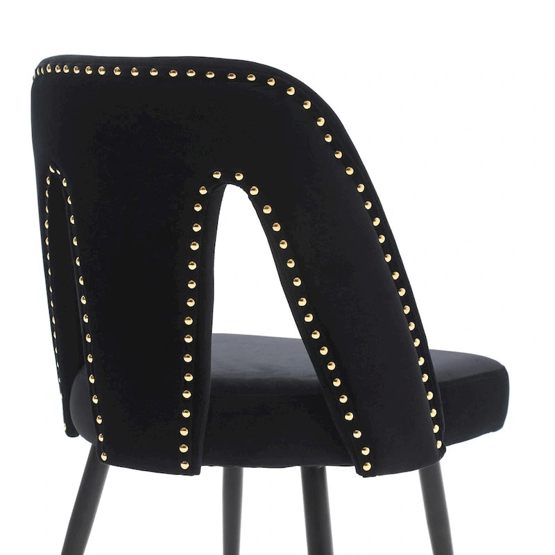 Chaise de salle à manger capitonnée en velours avec clous décoratifs et pieds en métal