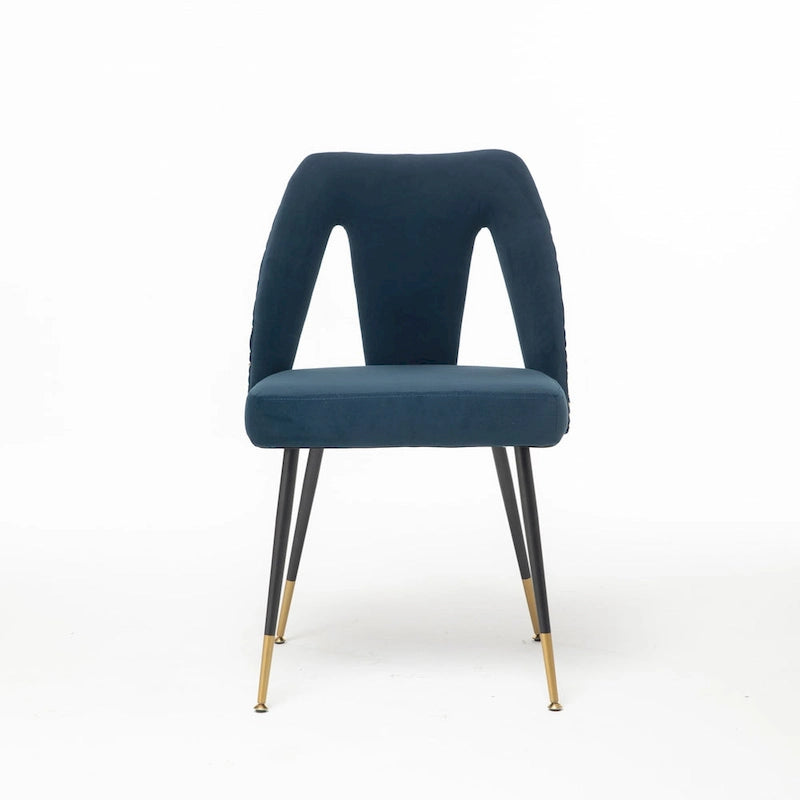 Chaise de salle à manger capitonnée en velours avec clous décoratifs et pieds en métal