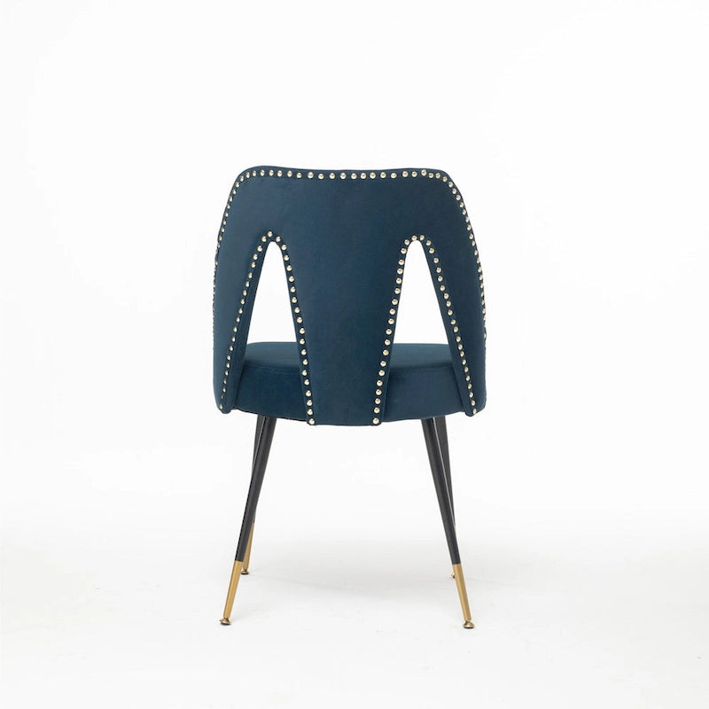 Chaise de salle à manger capitonnée en velours avec clous décoratifs et pieds en métal