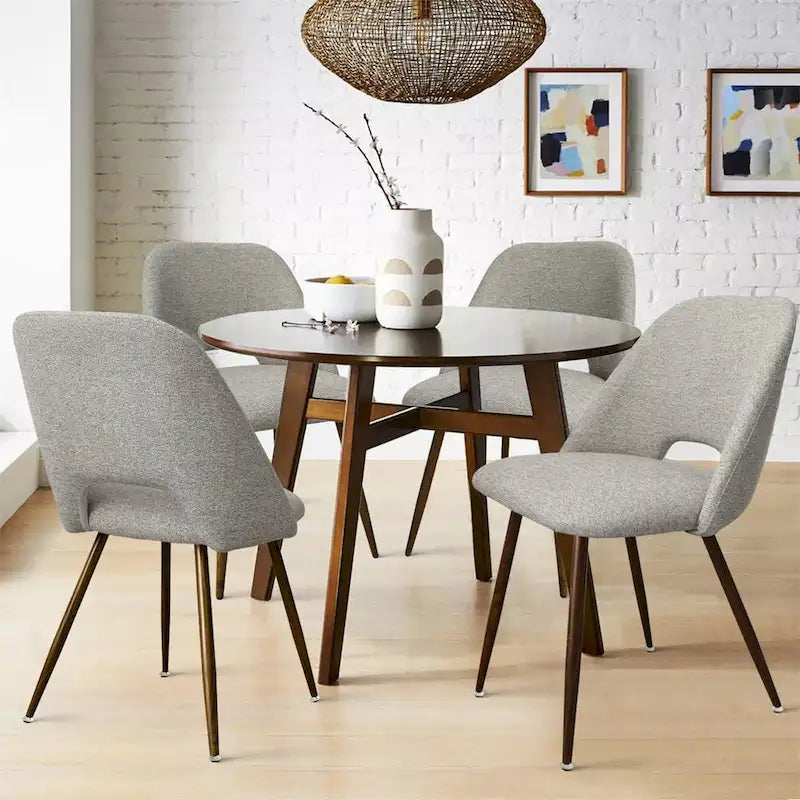 Chaise de salle à manger moderne capitonnée à dossier découpé avec finition noyer