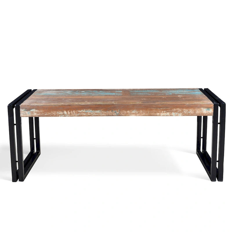Table basse en bois faite à la main