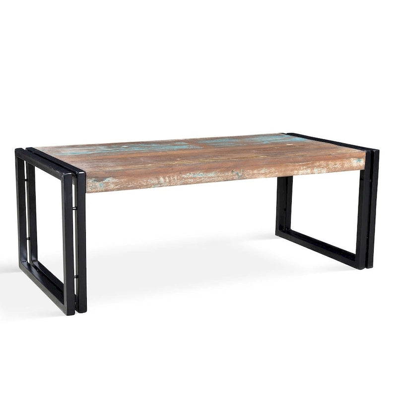 Table basse en bois faite à la main