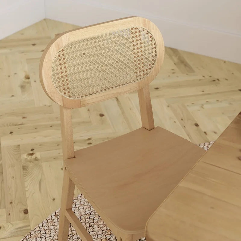 Chaises en rotin tressé à dossier et assise en bois avec structure en bois