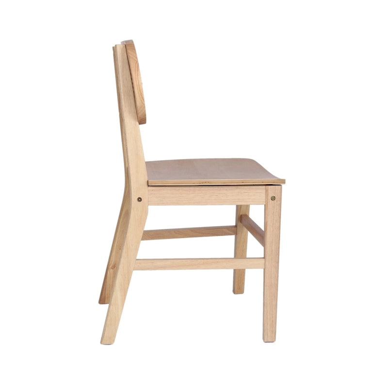 Chaises en rotin tressé à dossier et assise en bois avec structure en bois