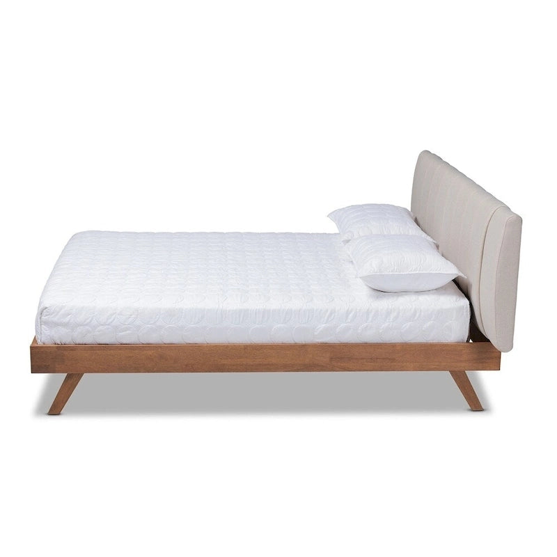 Lit en tissu beige clair et bois de noyer de style moderne du milieu du siècle