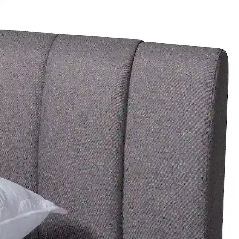 Lit en tissu beige clair et bois de noyer de style moderne du milieu du siècle