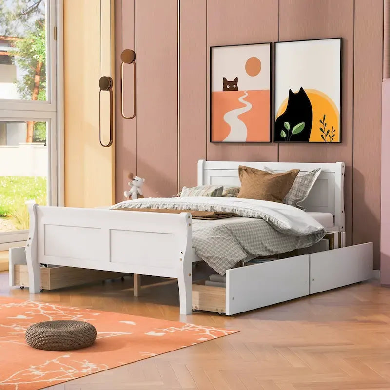 Lit plateforme en bois avec 4 tiroirs et tête et pied de lit épurés