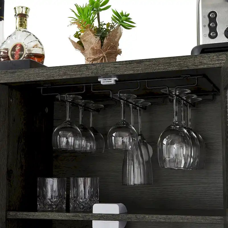 Buffet/meuble à vin de style industriel
